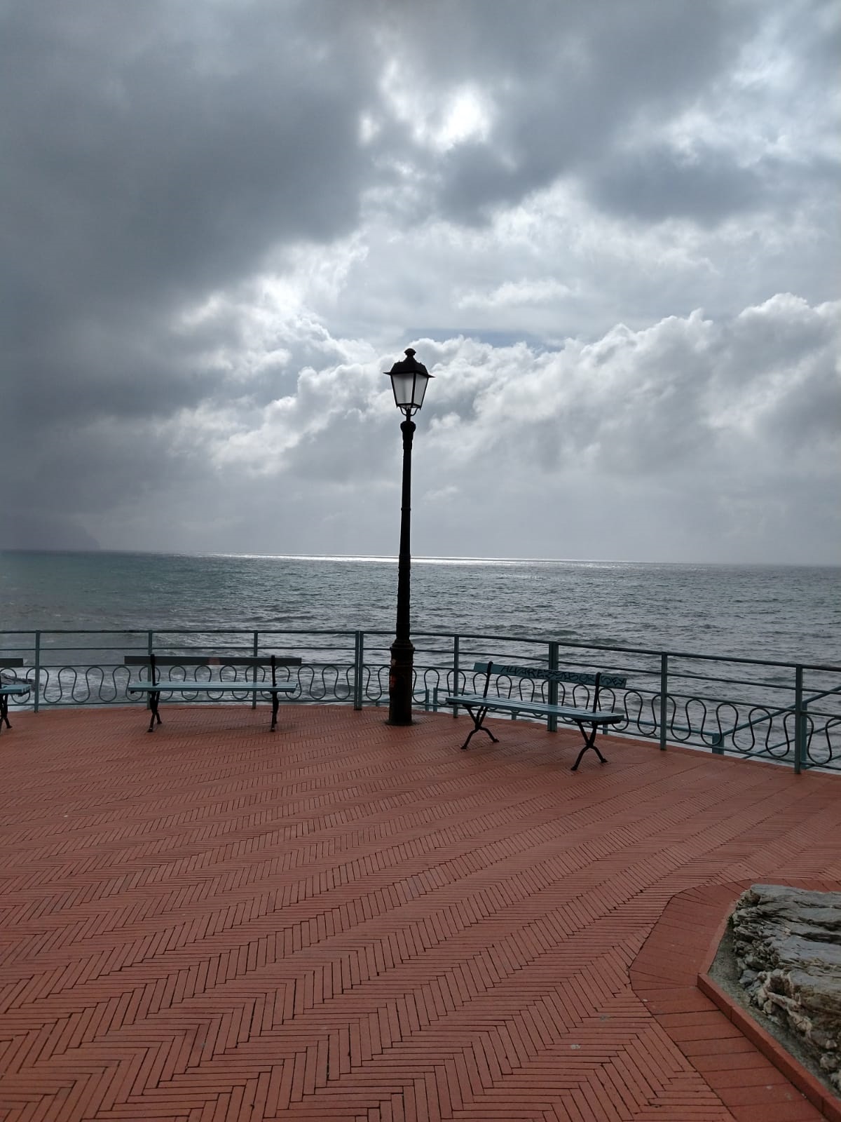 6. Lamppost